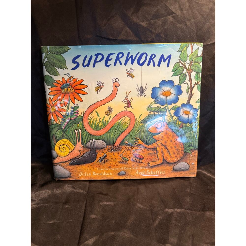Superworm hardcover with dust jacket by Donaldson, Julia; Scheffler